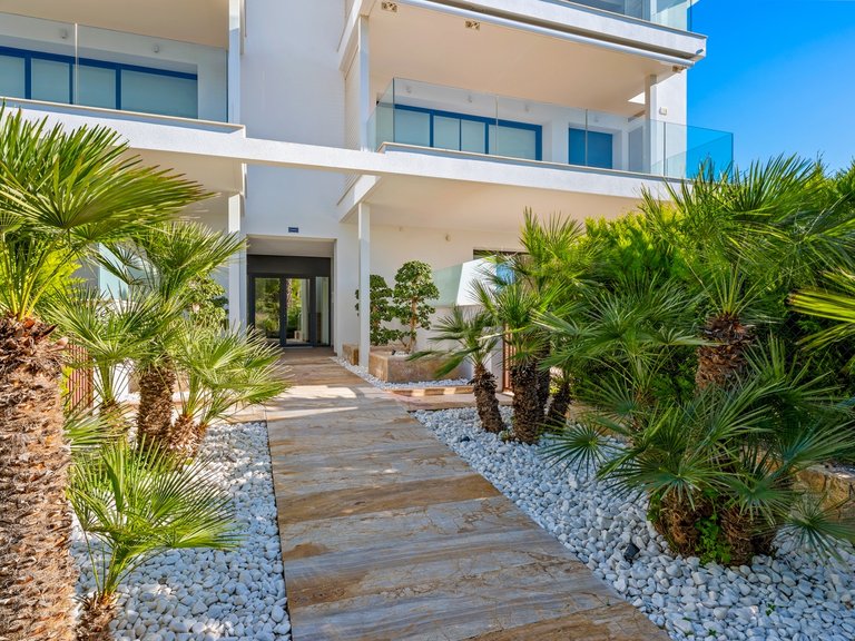 Penthouse for Sale in Las Colinas Golf, Alicante 23