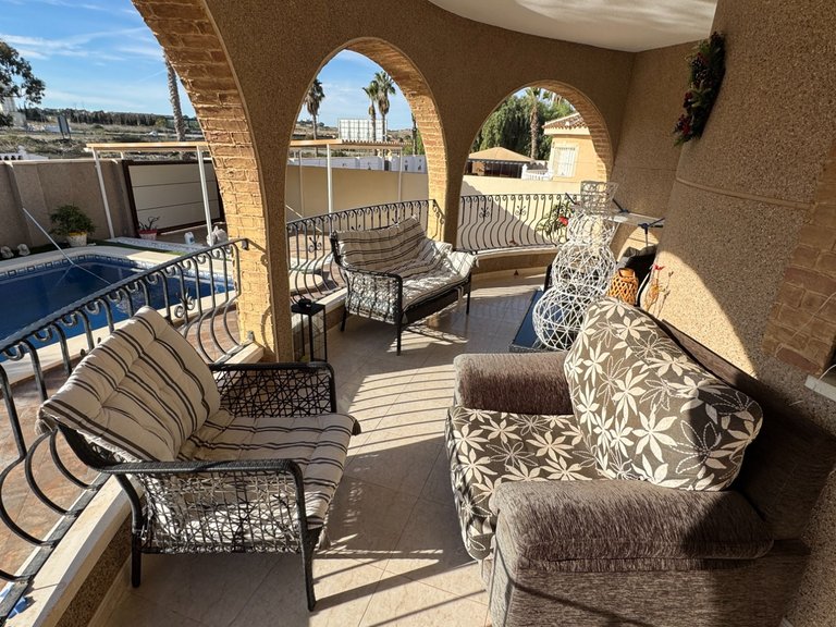 Villa for Sale in Benijófar, Alicante 5
