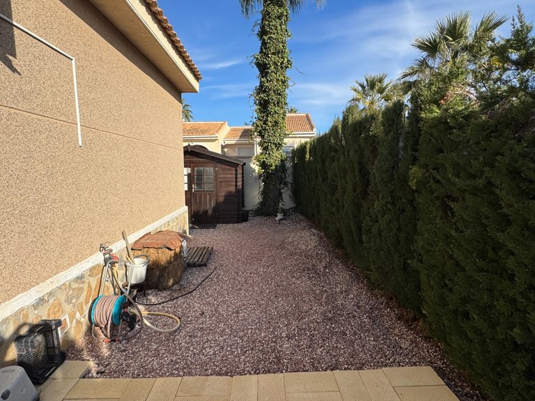 Villa for Sale in Benijófar, Alicante 19