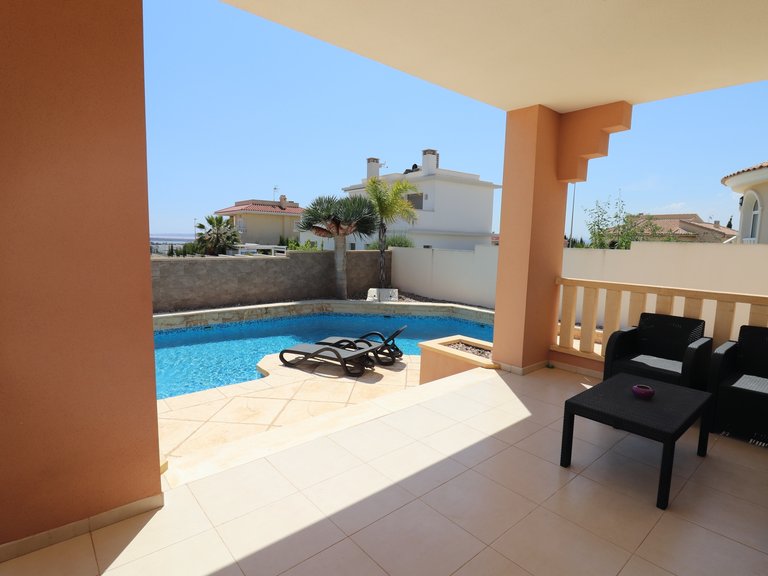 Villa for Sale in Rojales, Alicante 3