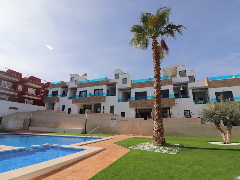 Villa for Sale in Bigastro, Alicante 4