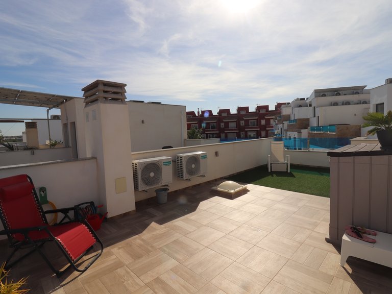 Villa for Sale in Bigastro, Alicante 16