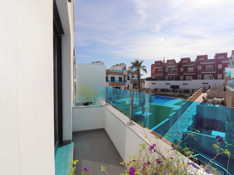 Villa for Sale in Bigastro, Alicante 23