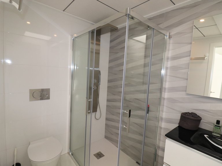 Villa for Sale in Bigastro, Alicante 35