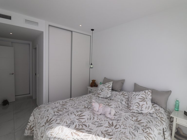 Villa for Sale in Bigastro, Alicante 37