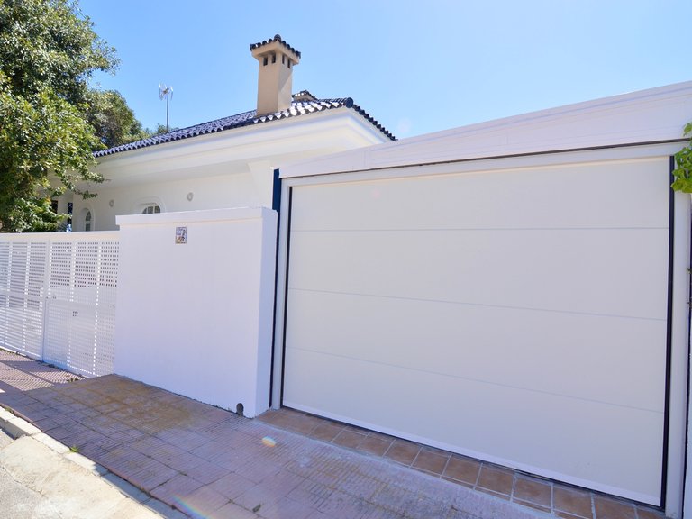 Villa for Sale in Torrevieja, Alicante 34