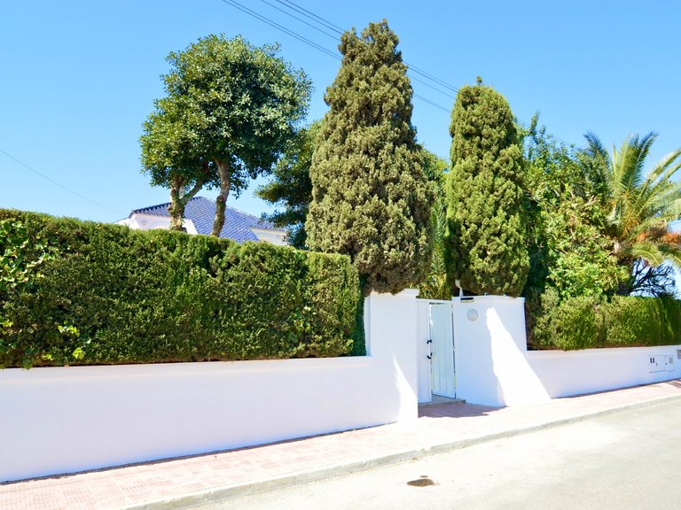 Villa for Sale in Torrevieja, Alicante 28