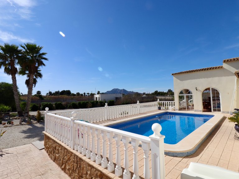 Villa for Sale in Catral, Alicante 44