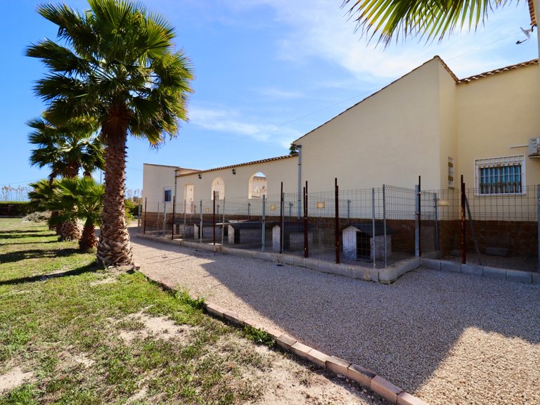 Villa for Sale in Catral, Alicante 47