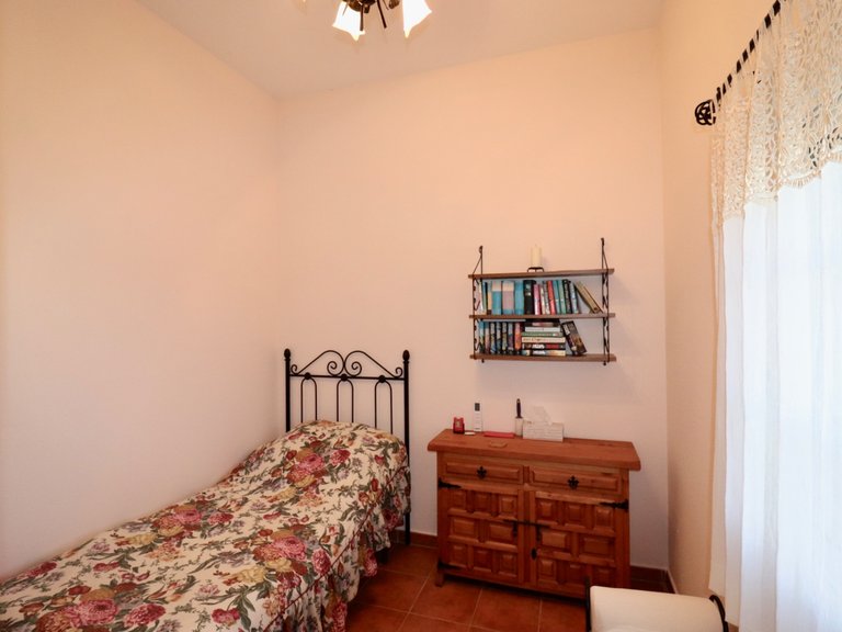 Villa for Sale in Catral, Alicante 14