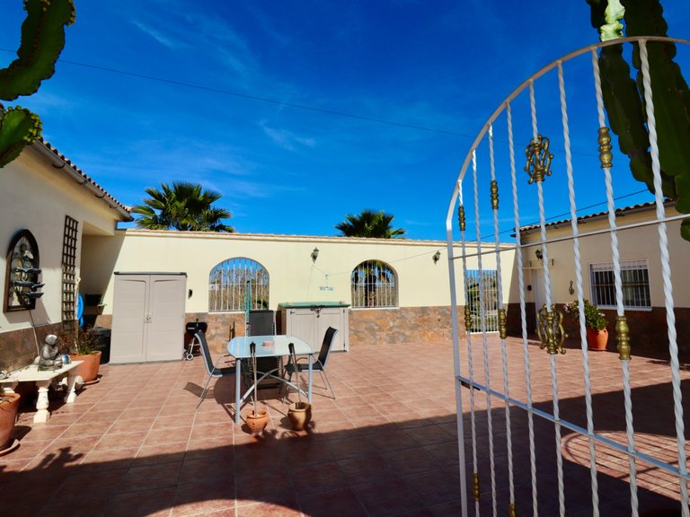 Villa for Sale in Catral, Alicante 26