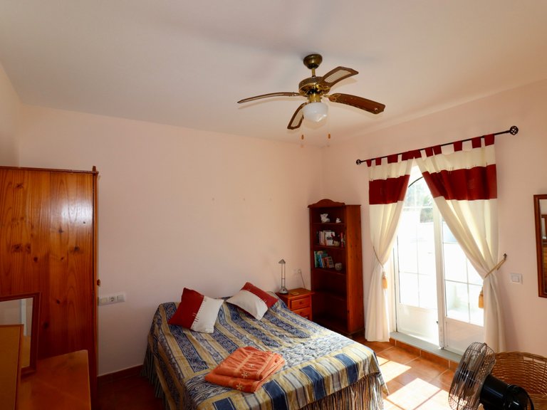 Villa for Sale in Catral, Alicante 18