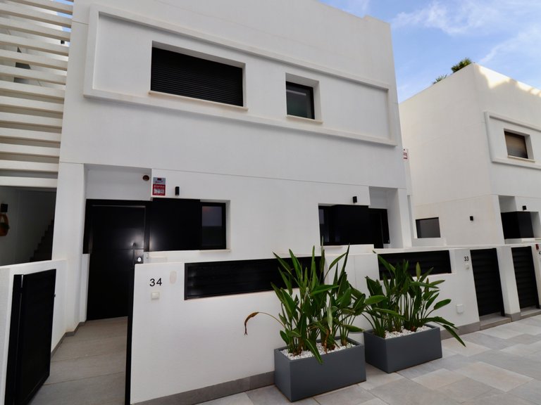 Apartment for Sale in Guardamar Del Segura, Alicante 1