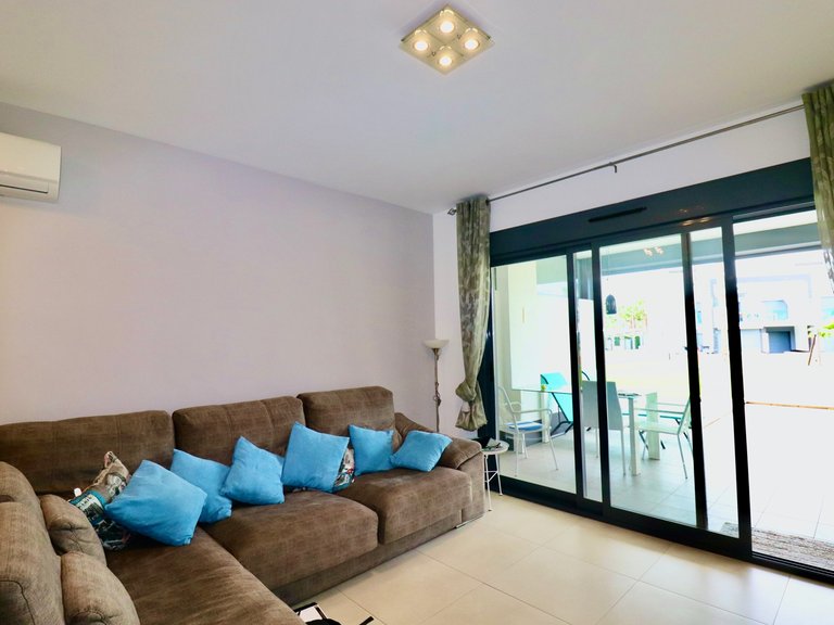 Apartment for Sale in El Raso, Alicante 9