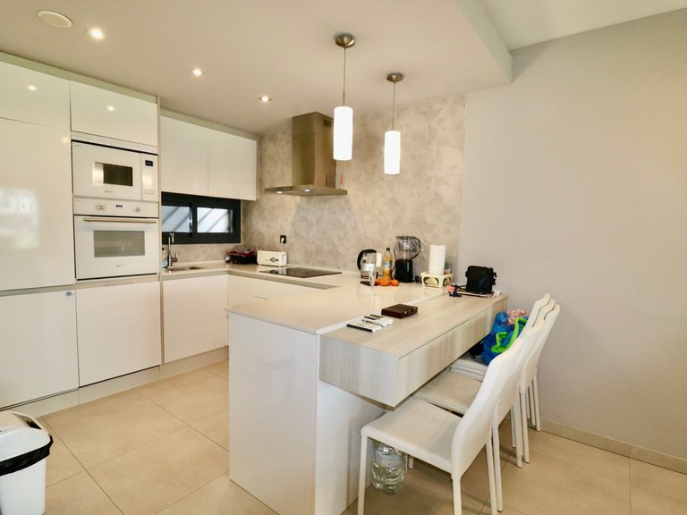 Apartment for Sale in El Raso, Alicante 6