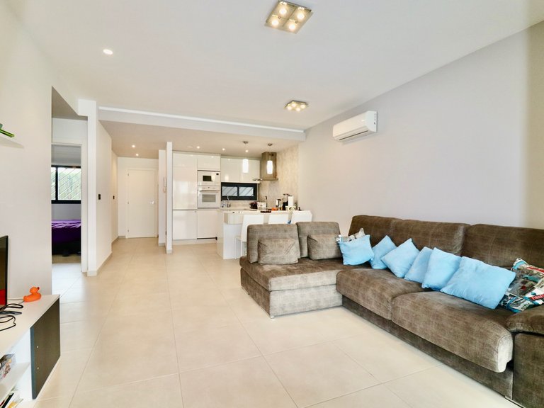 Apartment for Sale in El Raso, Alicante 4