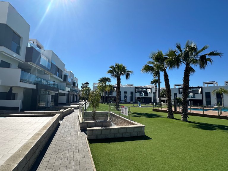 Apartment for Sale in El Raso, Alicante 26