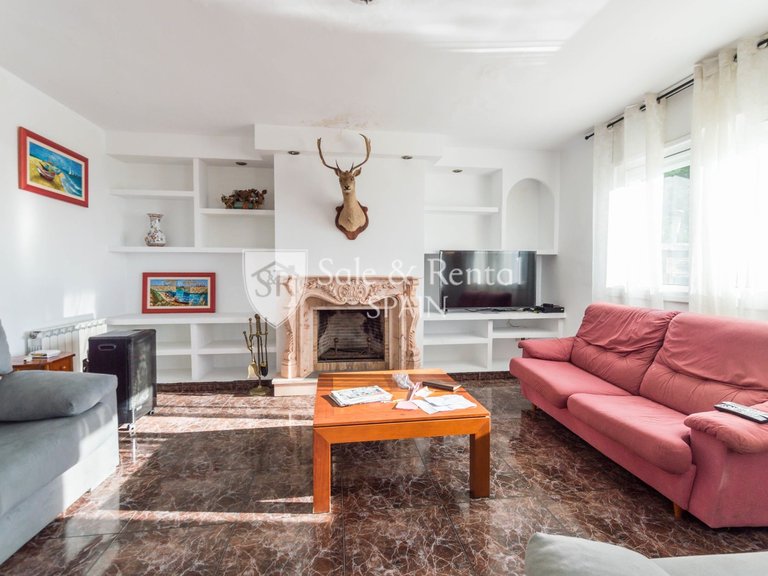 Villa for Sale in Lloret De Mar, Gerona 6