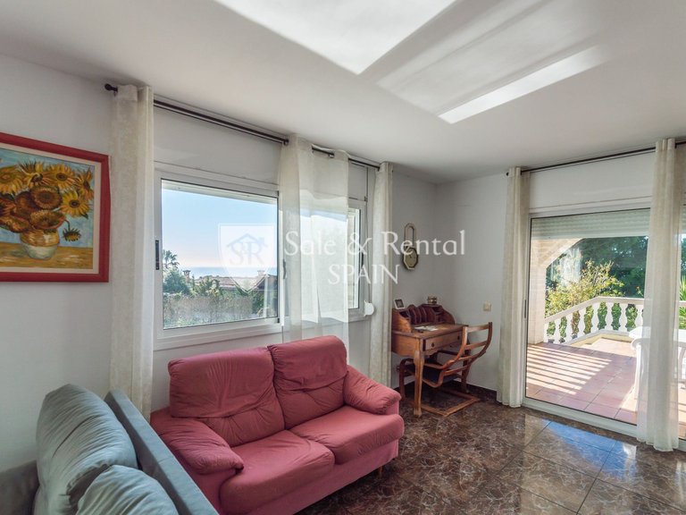 Villa for Sale in Lloret De Mar, Gerona 8