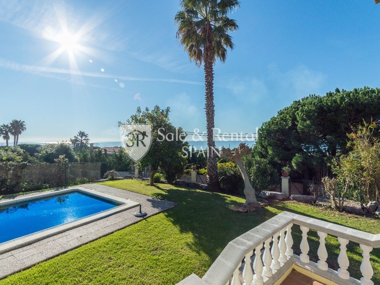 Villa for Sale in Lloret De Mar, Gerona 17