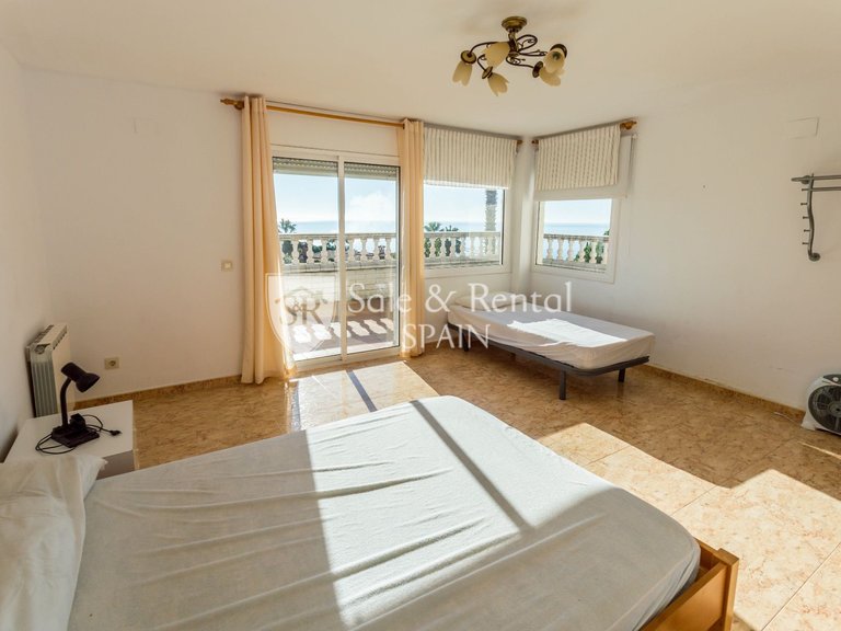 Villa for Sale in Lloret De Mar, Gerona 30
