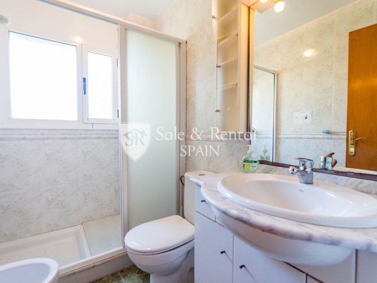 Villa for Sale in Lloret De Mar, Gerona 33