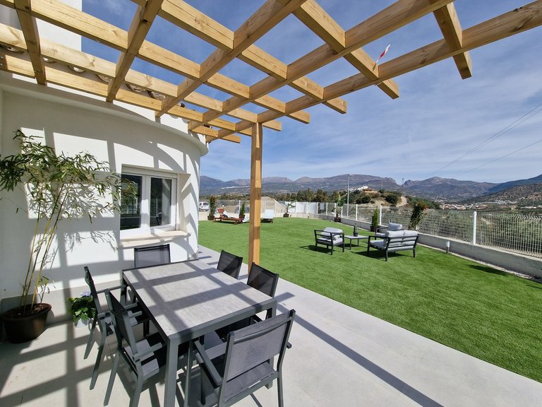 Villa for Sale in Vinuela, Malaga 4