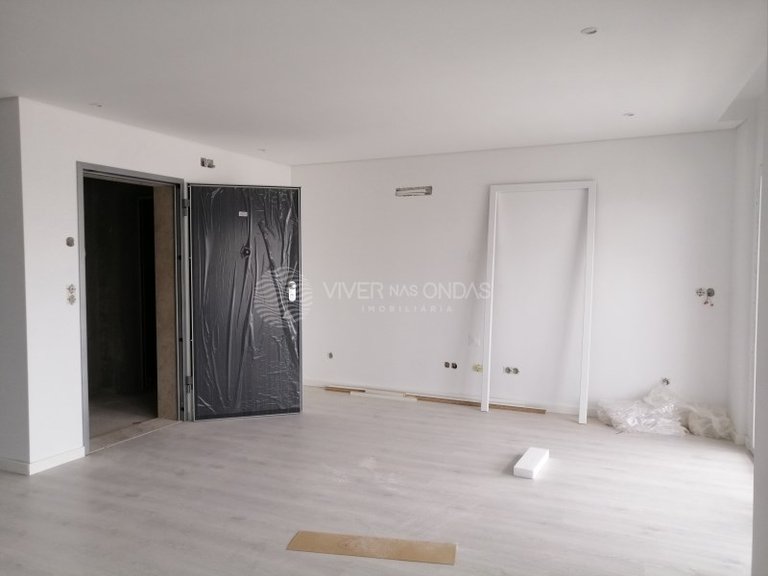 Apartment for Sale in Corroios, Setubal 8