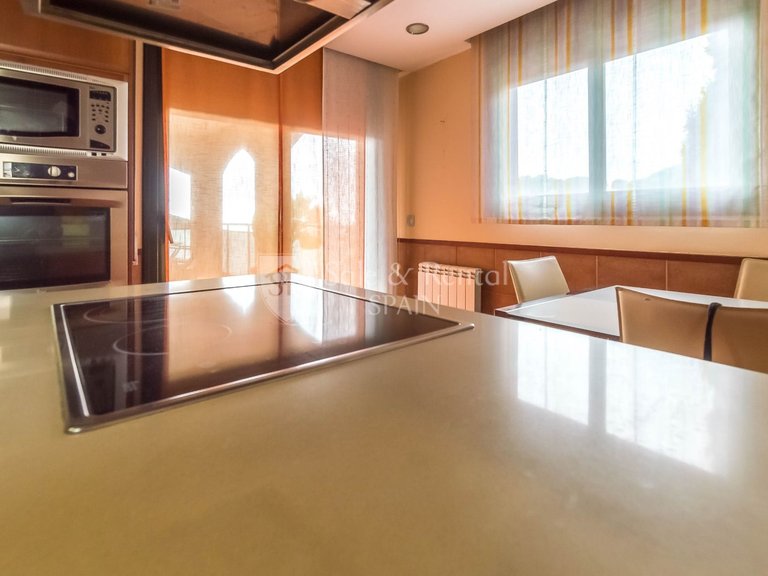 Villa for Sale in Lloret De Mar, Gerona 14