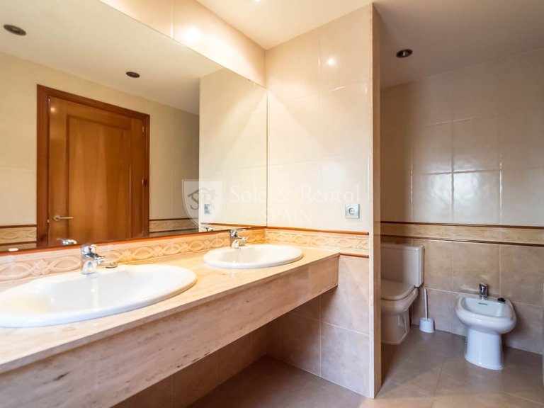 Villa for Sale in Lloret De Mar, Gerona 39