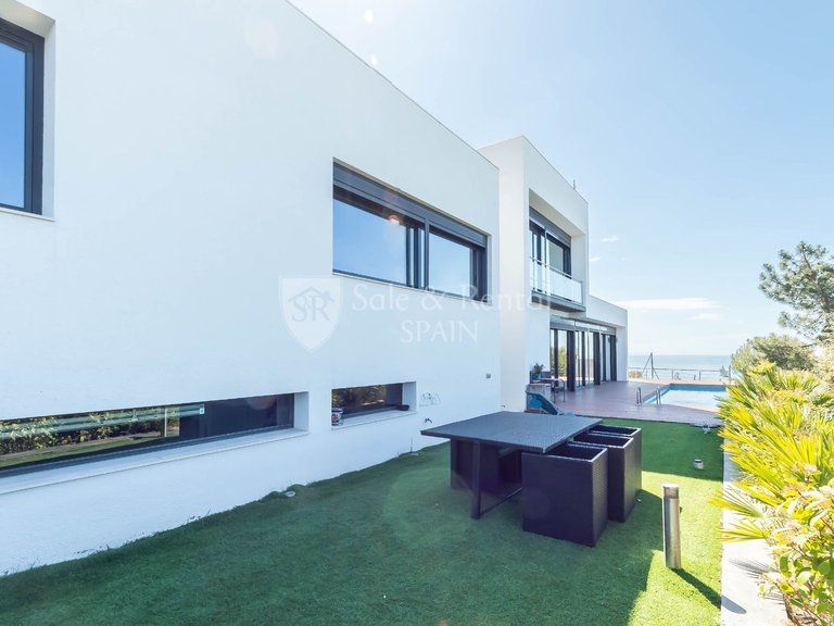 Villa for Sale in Lloret De Mar, Gerona 13
