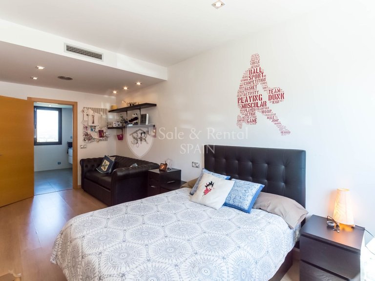 Villa for Sale in Lloret De Mar, Gerona 19