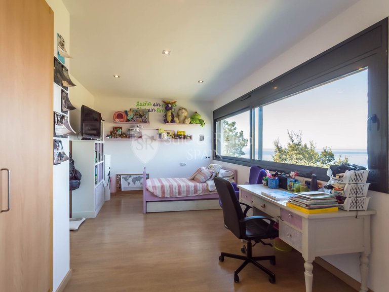 Villa for Sale in Lloret De Mar, Gerona 23