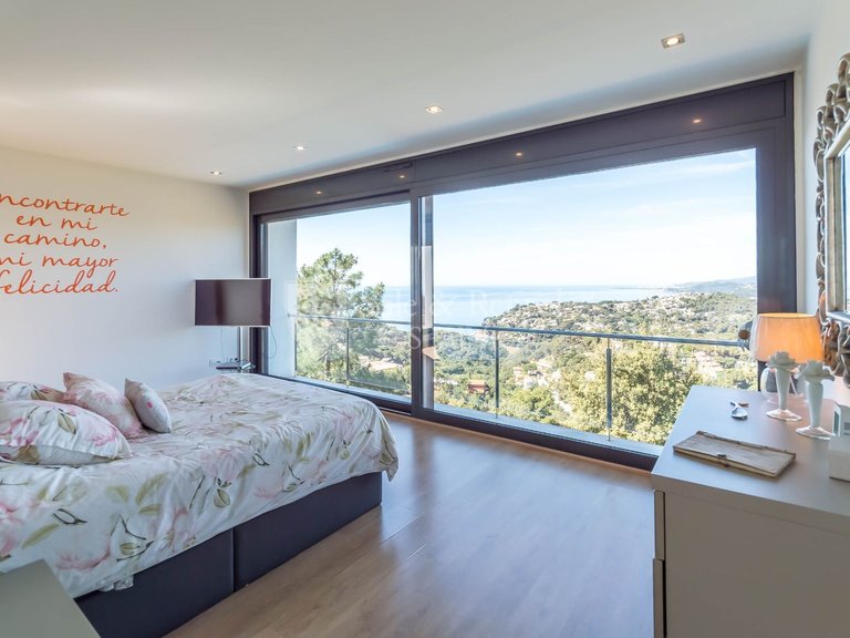 Villa for Sale in Lloret De Mar, Gerona 28