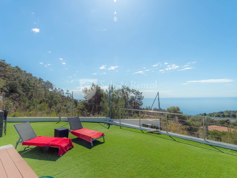 Villa for Sale in Lloret De Mar, Gerona 37
