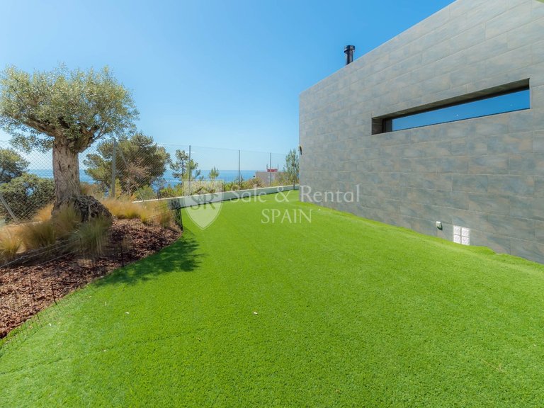 Villa for Sale in Lloret De Mar, Gerona 40