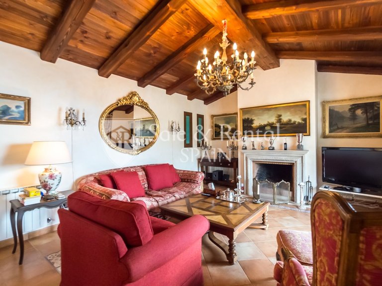 Villa for Sale in Lloret De Mar, Gerona 9