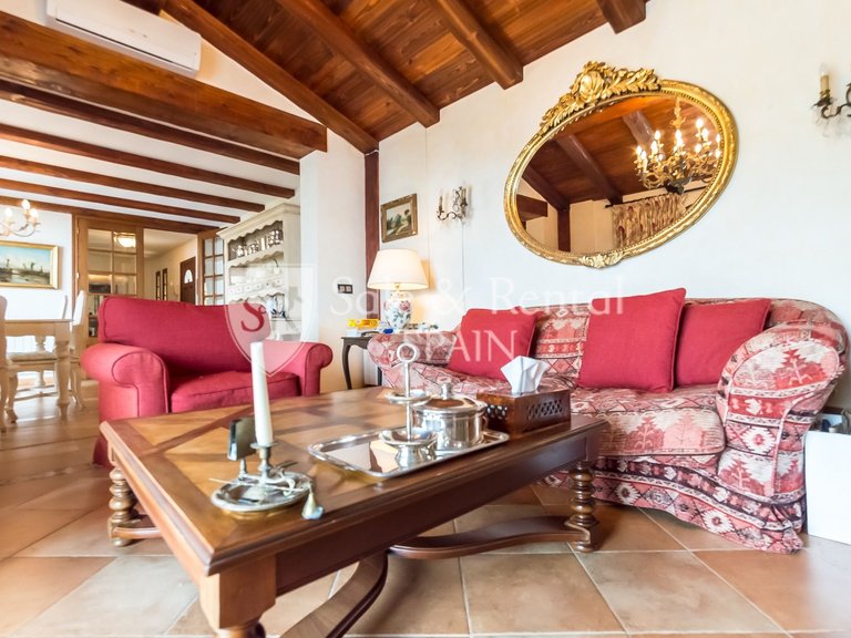 Villa for Sale in Lloret De Mar, Gerona 10
