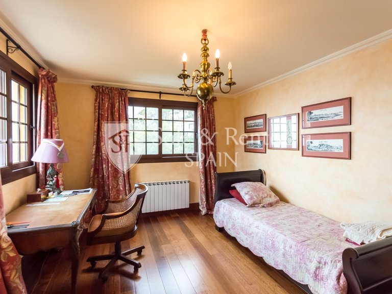 Villa for Sale in Lloret De Mar, Gerona 17