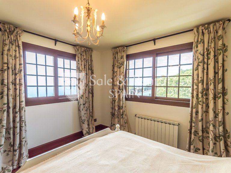 Villa for Sale in Lloret De Mar, Gerona 22