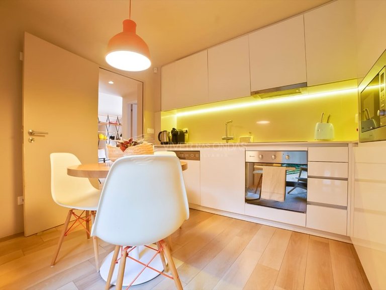 Apartment for Sale in Porto, Porto 9