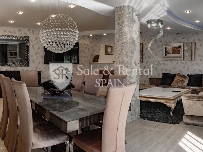 Villa for Sale in Lloret De Mar, Gerona 7