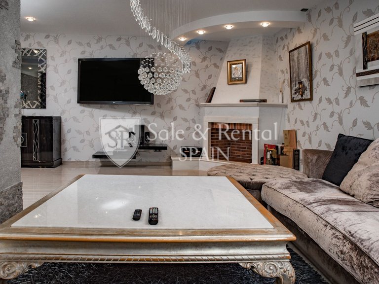 Villa for Sale in Lloret De Mar, Gerona 11