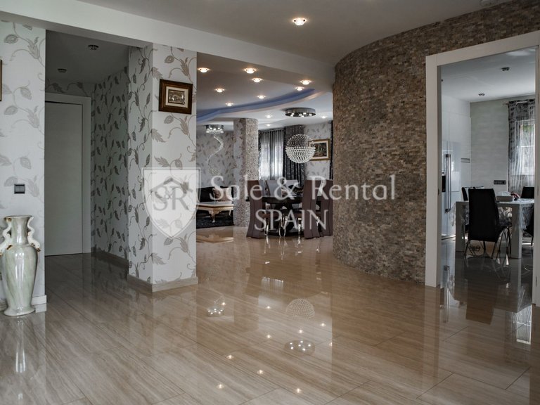 Villa for Sale in Lloret De Mar, Gerona 14