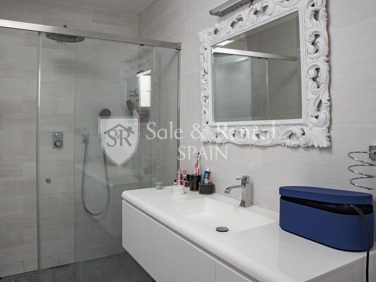 Villa for Sale in Lloret De Mar, Gerona 42