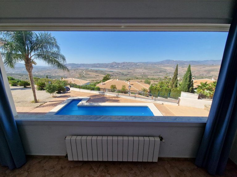 Villa for Sale in Periana, Malaga 15