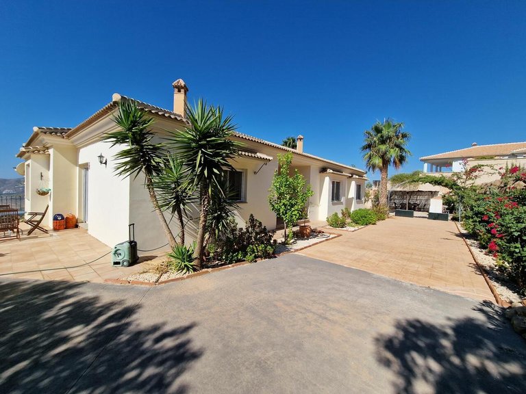 Villa for Sale in Periana, Malaga 22