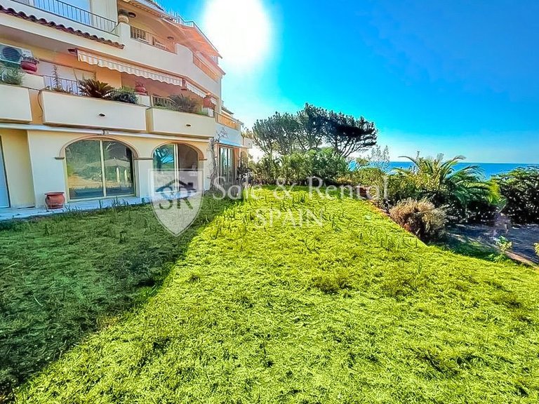 Apartment for Sale in Sant Feliu De Guixols, Gerona 1