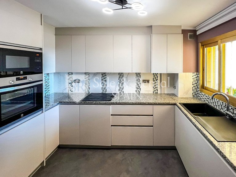 Apartment for Sale in Sant Feliu De Guixols, Gerona 11
