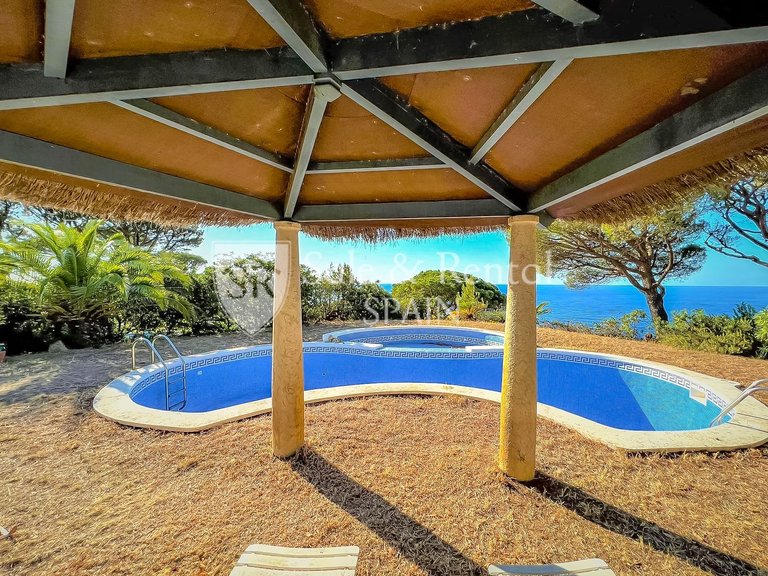 Apartment for Sale in Sant Feliu De Guixols, Gerona 30
